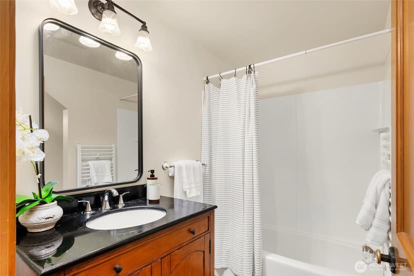 Property photo for 7183 NE Eagle Harbor Drive NE, Bainbridge Island photo 29