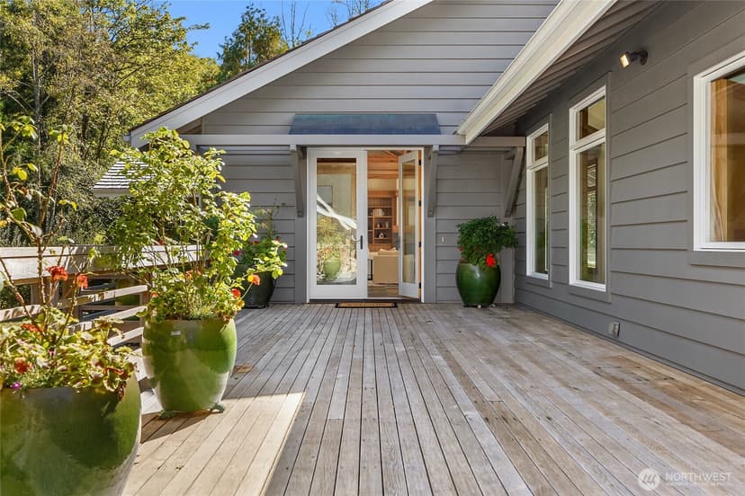 Property photo for 7183 NE Eagle Harbor Drive NE, Bainbridge Island photo 6