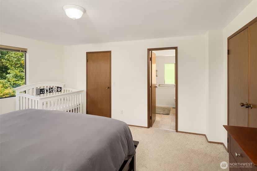 Property photo for 19516 SE 23rd Street, Sammamish photo 12