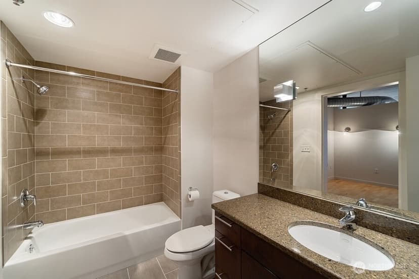 Property photo for 2720 3rd Avenue #1002, Seattle photo 12