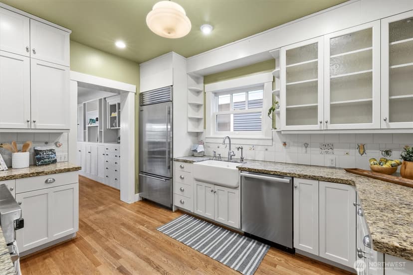 Property photo for 419 Wheeler Street, Seattle photo 10