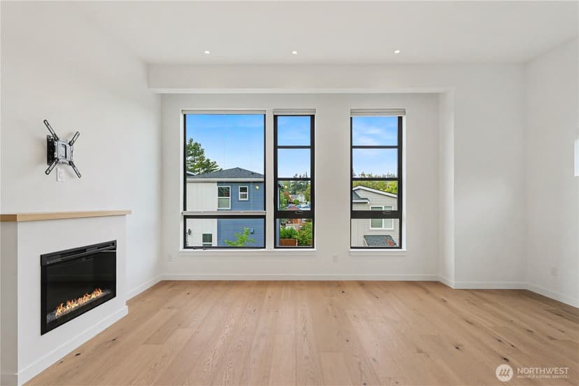 Property photo for 2609 31st Avenue W #A, Seattle photo 9