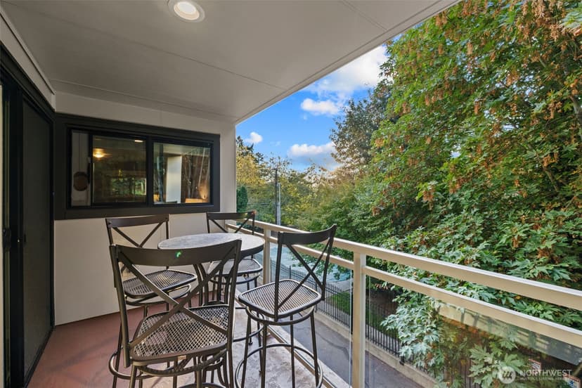Property photo for 130 105th Avenue SE #219, Bellevue photo 17