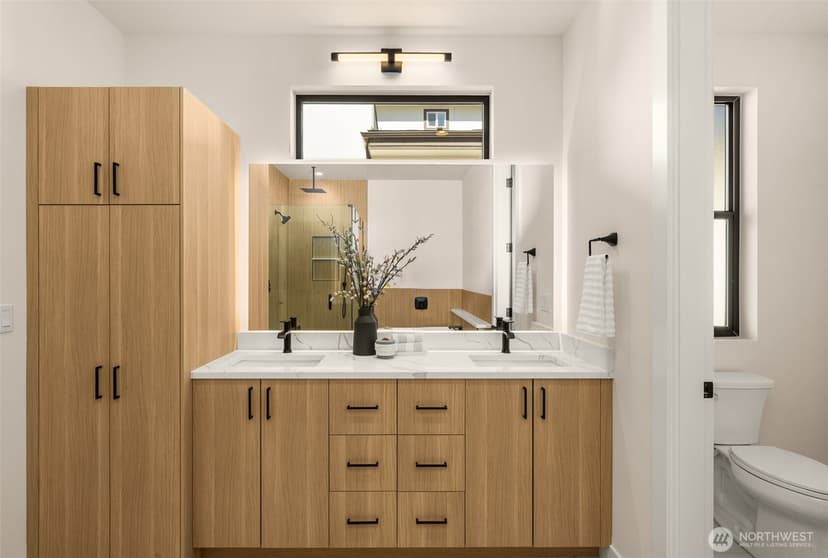 Property photo for 2731 50th Avenue SW, Seattle photo 17