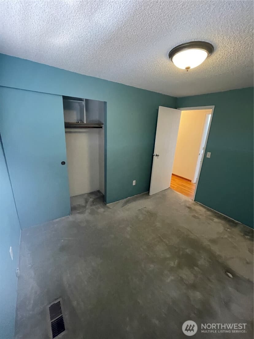 Property photo for 32508 44th Avenue S, Federal Way photo 16