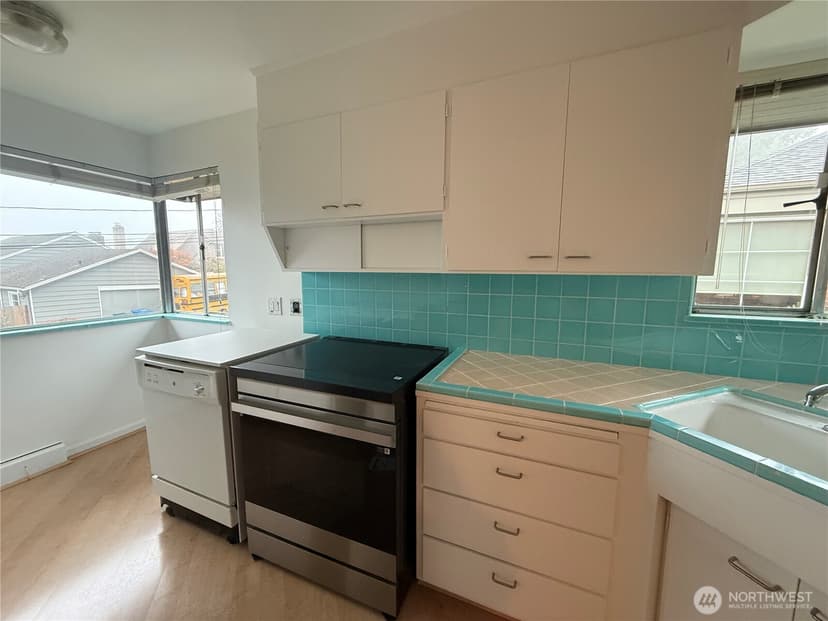 Property photo for 5203 56th Avenue S, Seattle photo 12