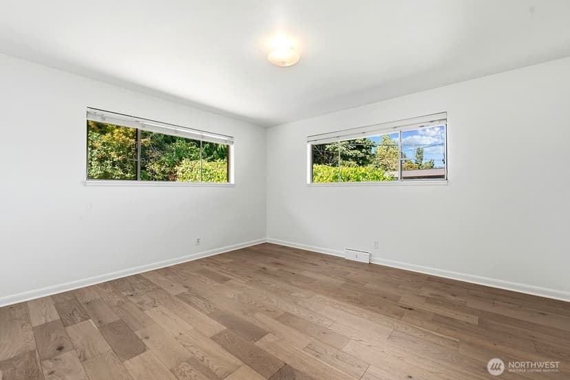 Property photo for 5203 56th Avenue S, Seattle photo 18