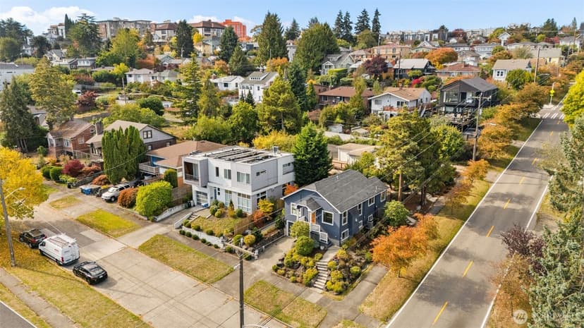 Property photo for 2301 19th Avenue S, Seattle photo 26