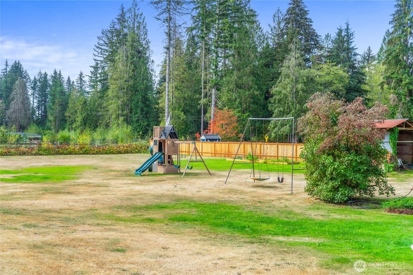Property photo for 7516 149th Drive NE, Lake Stevens photo 28