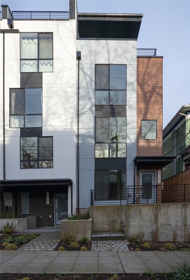 Property photo for 1122 13th Avenue #A, Seattle photo 2