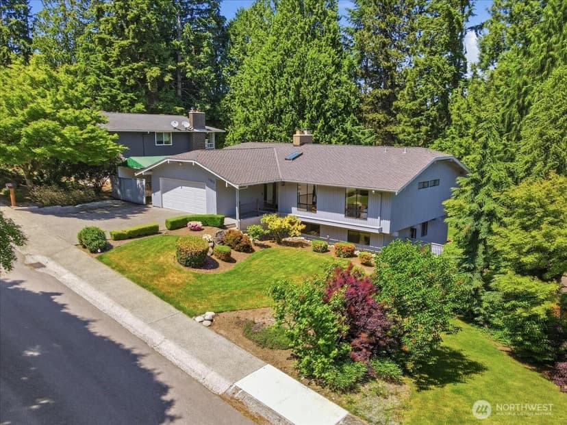 Property photo for 17816 NE 12th Street, Bellevue photo 32