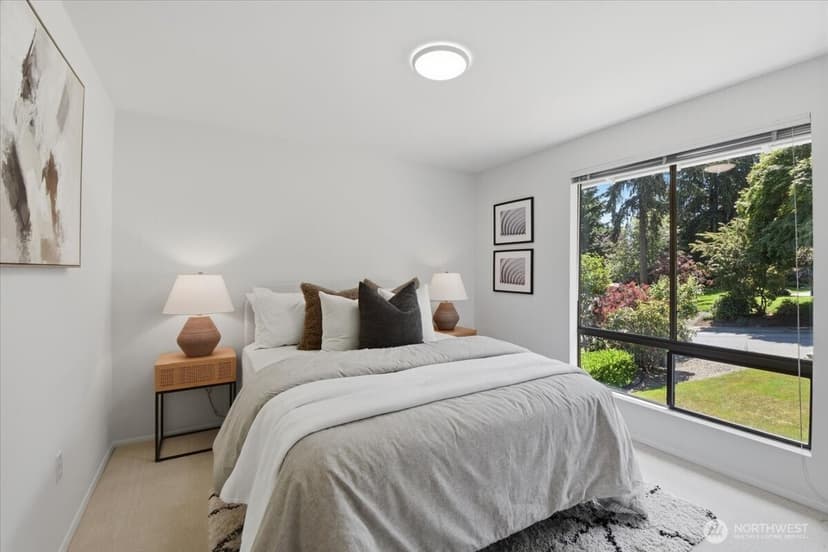 Property photo for 17816 NE 12th Street, Bellevue photo 13