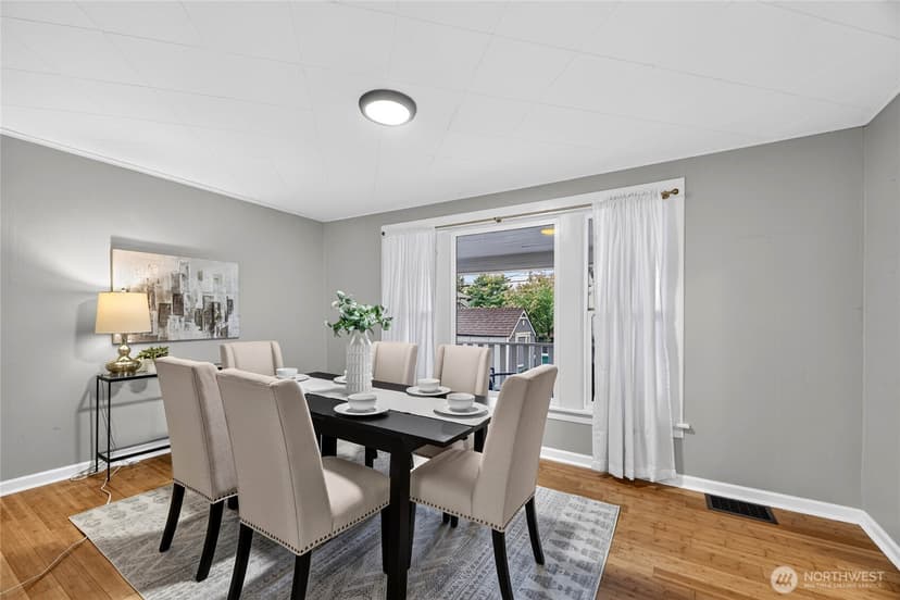 Property photo for 2732 NE 54th Street, Seattle photo 14