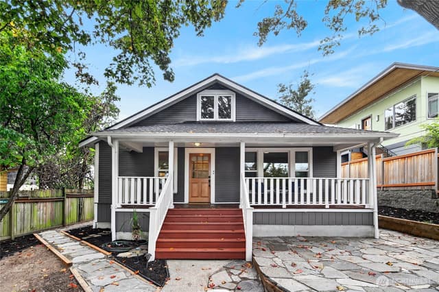 Property photo for 2732 NE 54th Street, Seattle