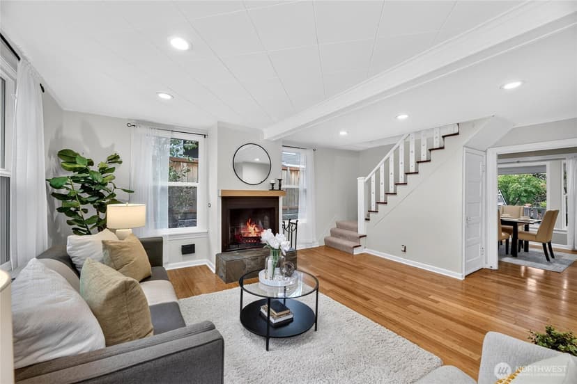 Property photo for 2732 NE 54th Street, Seattle photo 12