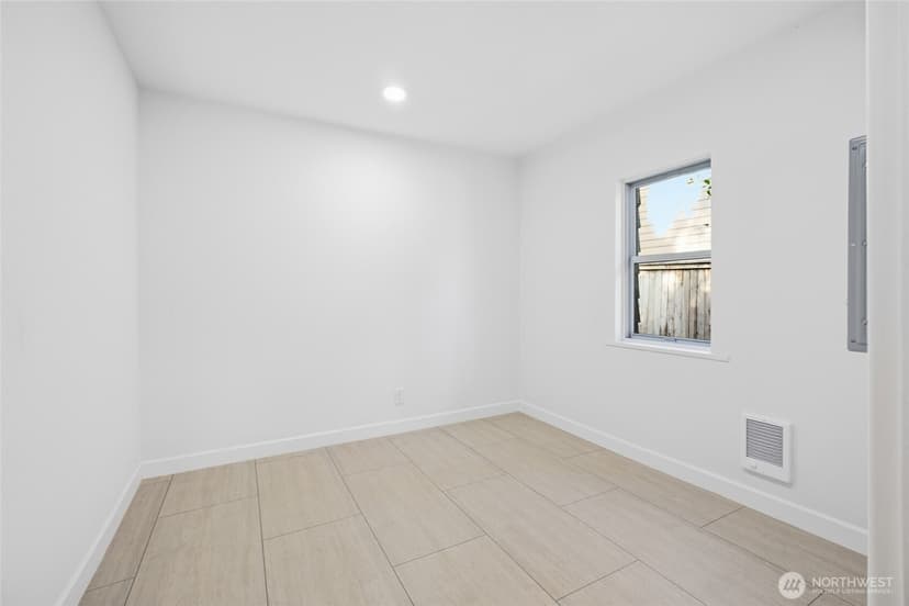 Property photo for 12243 16th Avenue S, Seattle photo 17