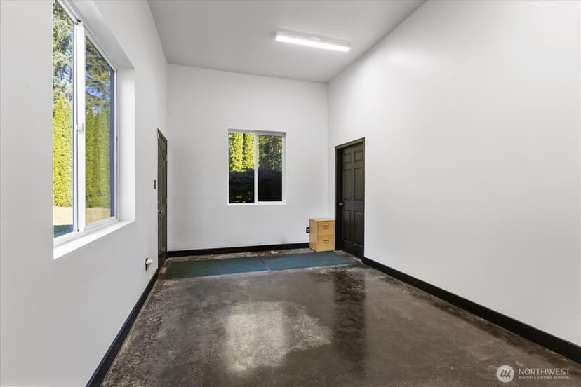 Property photo for 18607 165th Avenue NE, Woodinville photo 38