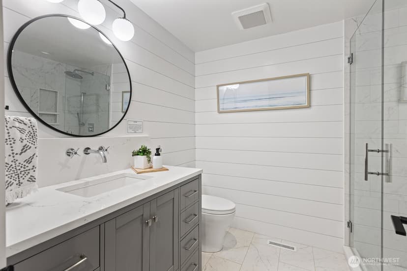 Property photo for 18607 165th Avenue NE, Woodinville photo 25