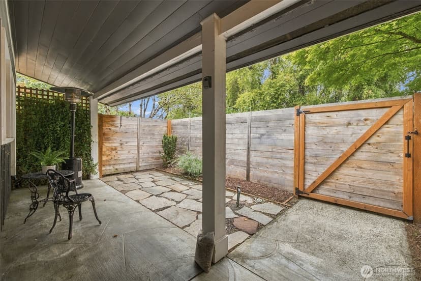 Property photo for 3860 NE 41st Street, Seattle photo 36