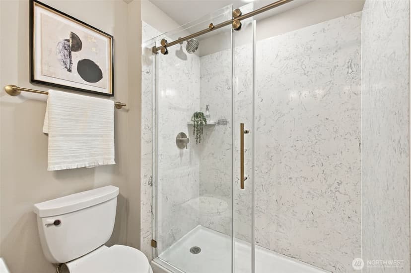 Property photo for 3860 NE 41st Street, Seattle photo 16