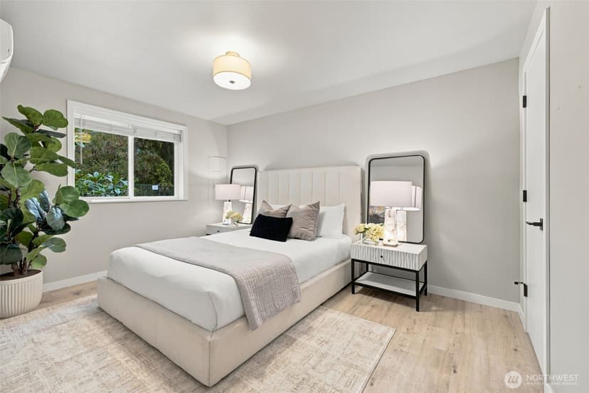 Property photo for 3860 NE 41st Street, Seattle photo 13
