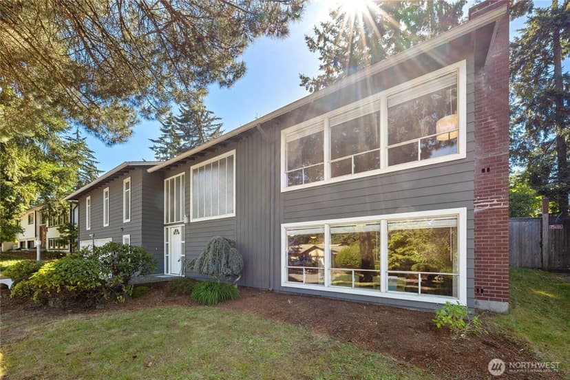 Property photo for 6215 122nd Avenue SE, Bellevue