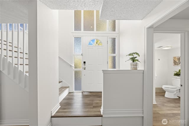 Property photo for 6215 122nd Avenue SE, Bellevue photo 5