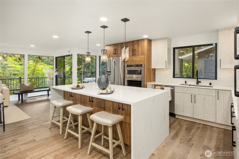 Property photo for 3718 130th Avenue NE, Bellevue photo 15