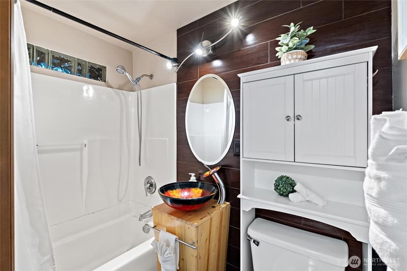 Property photo for 1228 S Lake Stickney Drive, Lynnwood photo 22