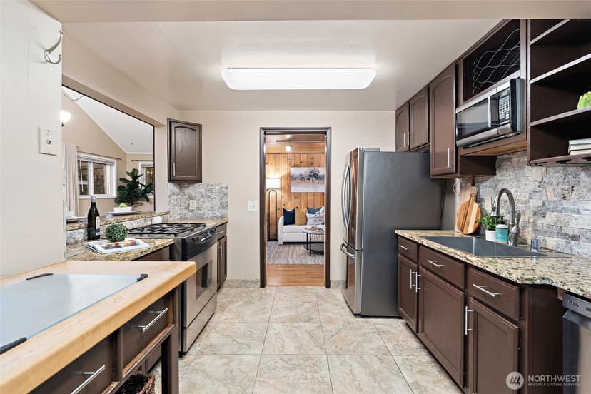 Property photo for 1228 S Lake Stickney Drive, Lynnwood photo 16