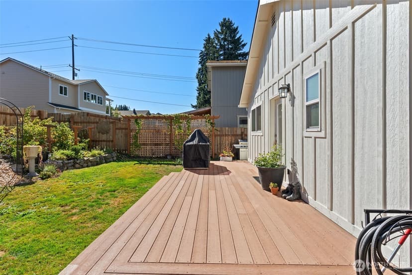 Property photo for 1310 N Montgomery Avenue, Bremerton photo 21