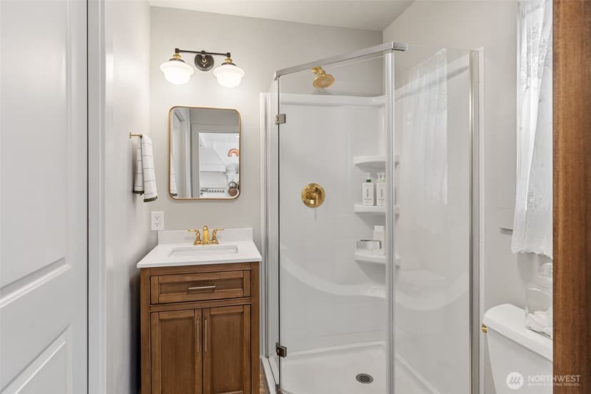 Property photo for 1310 N Montgomery Avenue, Bremerton photo 11