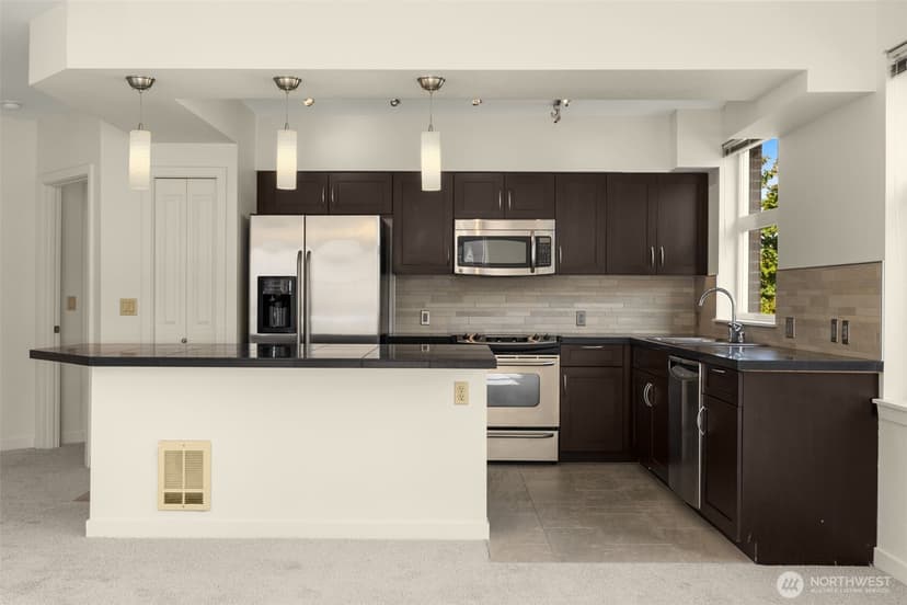 Property photo for 5450 Leary Avenue NW #446, Seattle photo 2