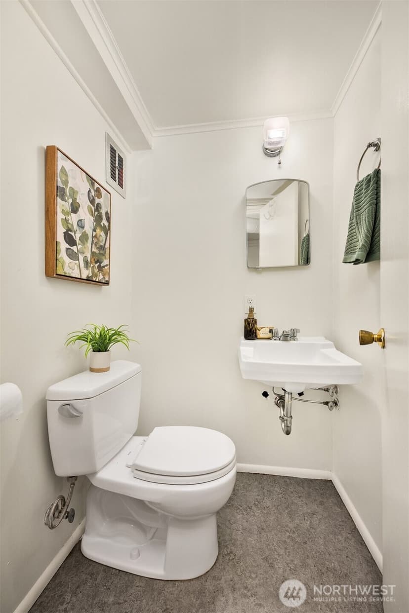 Property photo for 1303 NW 80th Street, Seattle photo 15
