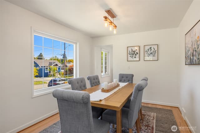 Property photo for 1303 NW 80th Street, Seattle photo 4