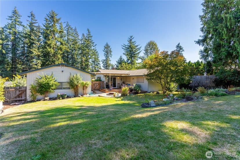 Property photo for 3012 100th Drive SE, Lake Stevens photo 19
