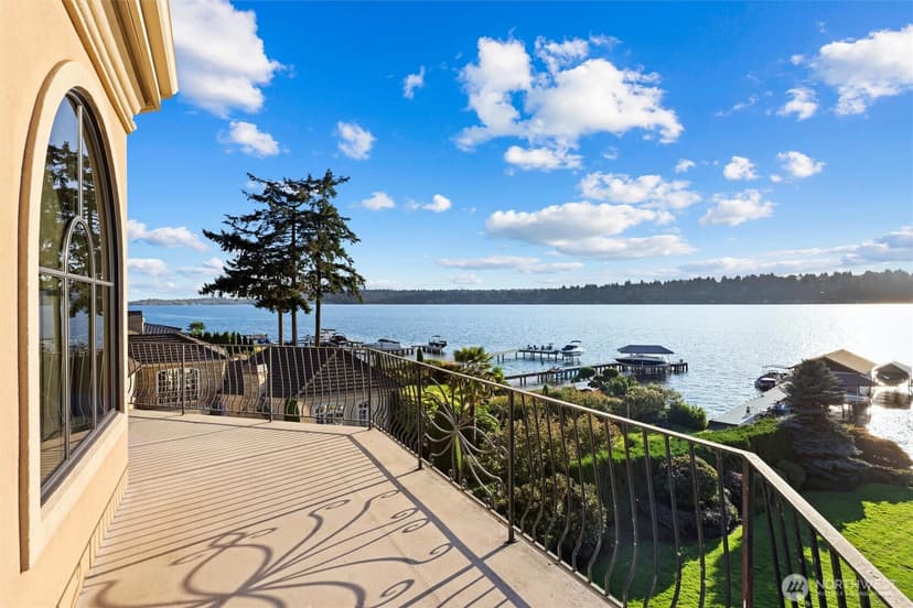 Property photo for 6049 NE 135th Street, Kirkland photo 24