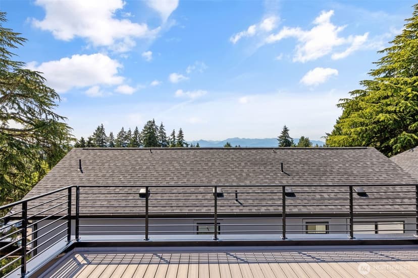 Property photo for 11050 2nd Avenue NW #B, Seattle photo 19