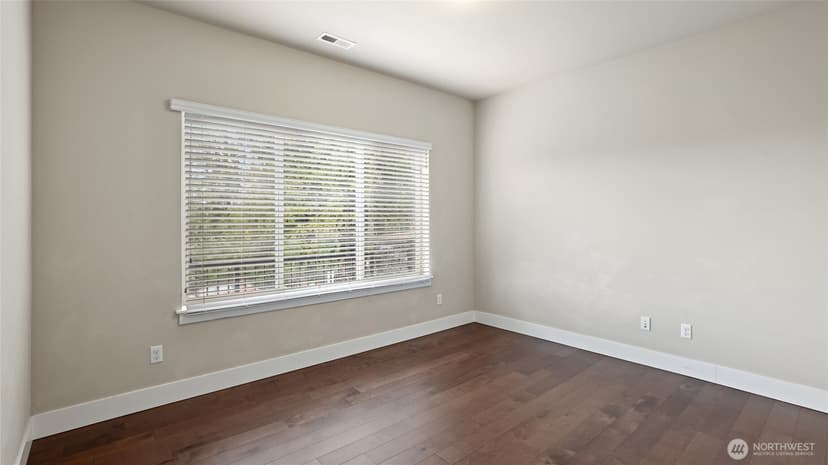 Property photo for 21417 43RD Drive SE, Bothell photo 17