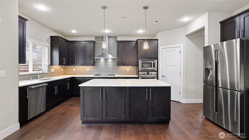 Property photo for 21417 43RD Drive SE, Bothell photo 6