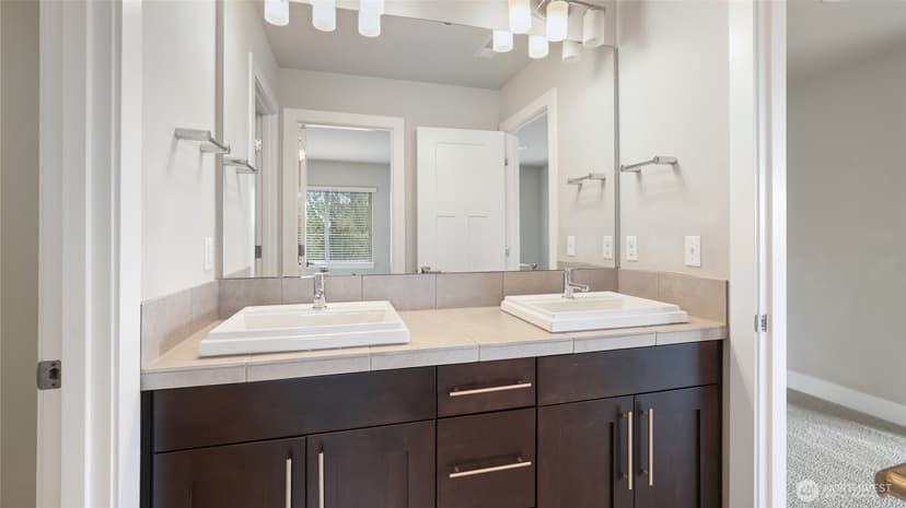 Property photo for 21417 43RD Drive SE, Bothell photo 28