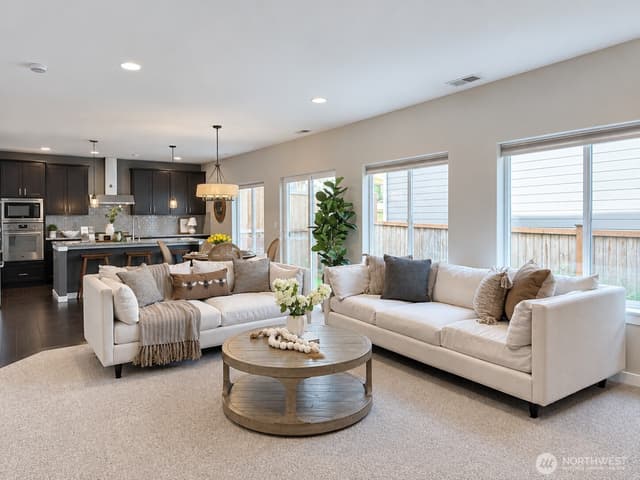 Property photo for 10219 125th Avenue NE, Kirkland photo 2