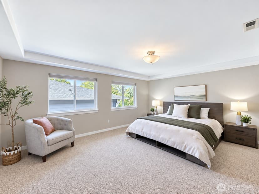 Property photo for 10219 125th Avenue NE, Kirkland photo 11