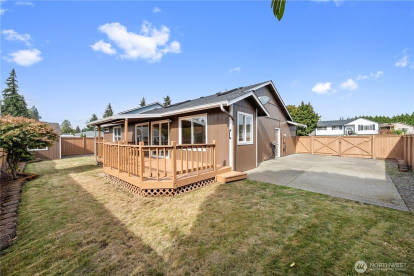 Property photo for 8210 63rd Drive NE, Marysville photo 15
