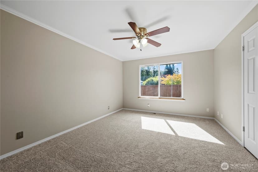Property photo for 8210 63rd Drive NE, Marysville photo 9