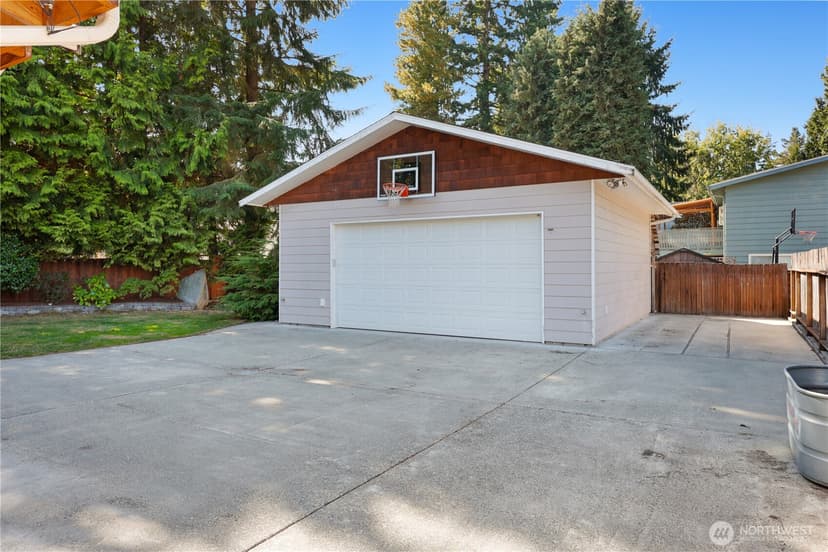 Property photo for 19012 78th Place W, Edmonds photo 32