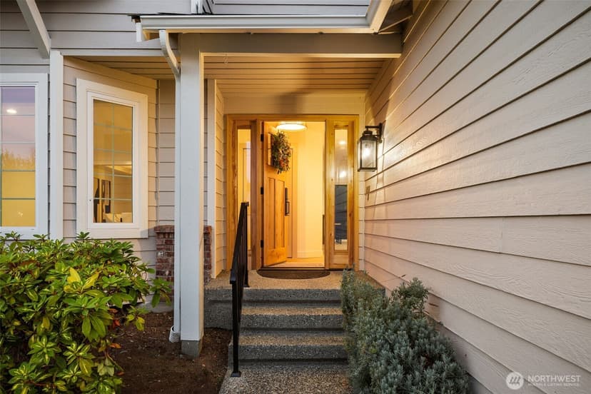 Property photo for 14116 64th Drive SE, Snohomish photo 2