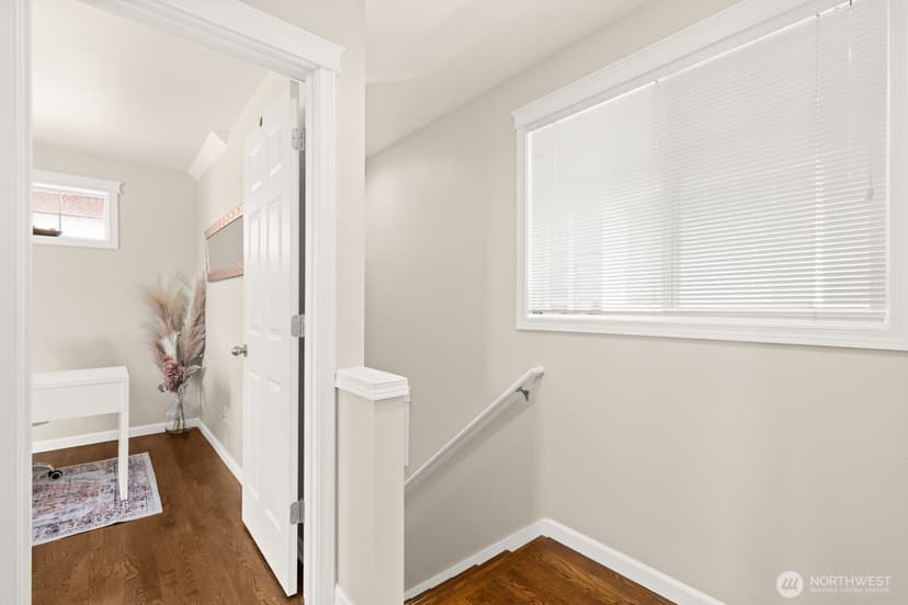Property photo for 7110 California Avenue SW, Seattle photo 19