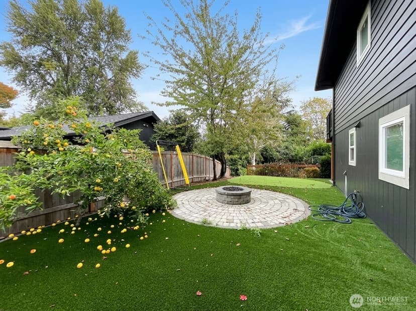 Property photo for 2040 128th Avenue SE, Bellevue photo 32