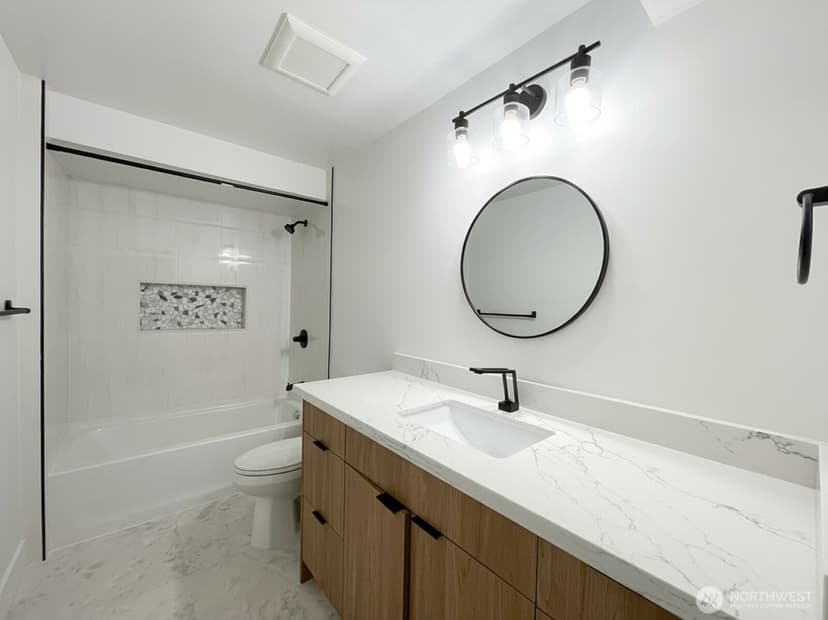 Property photo for 2040 128th Avenue SE, Bellevue photo 25